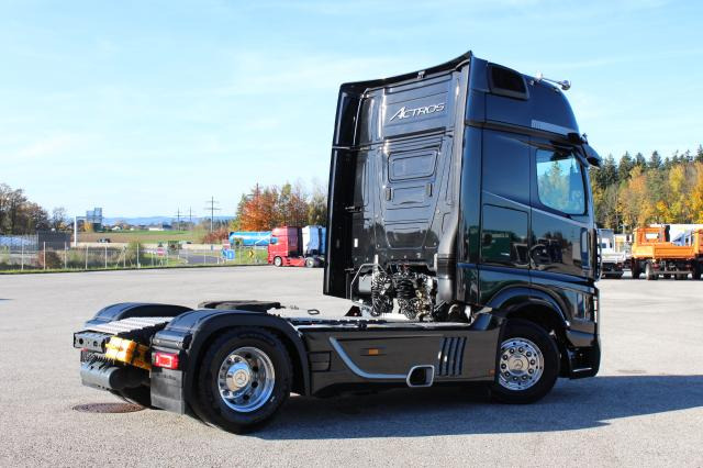 Mercedes-Benz Actros 1853LS ÖLRETARDER - Тягач: фото 3 Mercedes-Benz Actros 1853LS ÖLRETARDER - Тягач: фото 3