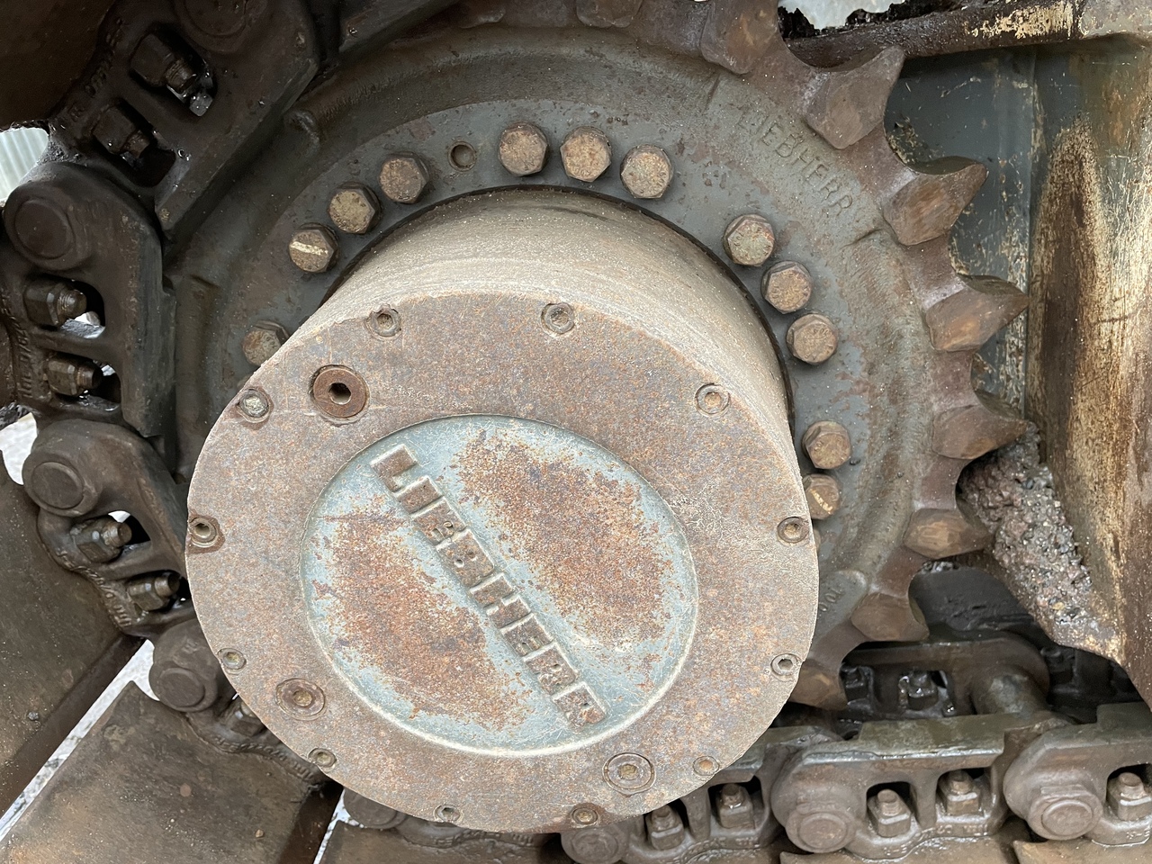 LIEBHERR R926 - Бортовой редуктор для Гусеничных экскаваторов: фото 2 LIEBHERR R926 - Бортовой редуктор для Гусеничных экскаваторов: фото 2