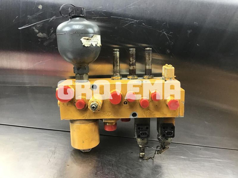 Liebherr A900B Li / A900C Li / A904 Li / R900B Li / R900C Li / R904 - Гидравлика: фото 1 Liebherr A900B Li / A900C Li / A904 Li / R900B Li / R900C Li / R904 - Гидравлика: фото 1