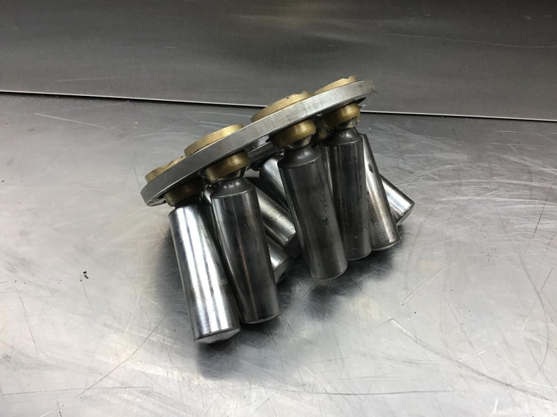 Liebherr A900C Li / A932 Li / A934 Li / A934B Li / A944 Li - Гидравлика: фото 2 Liebherr A900C Li / A932 Li / A934 Li / A934B Li / A944 Li - Гидравлика: фото 2