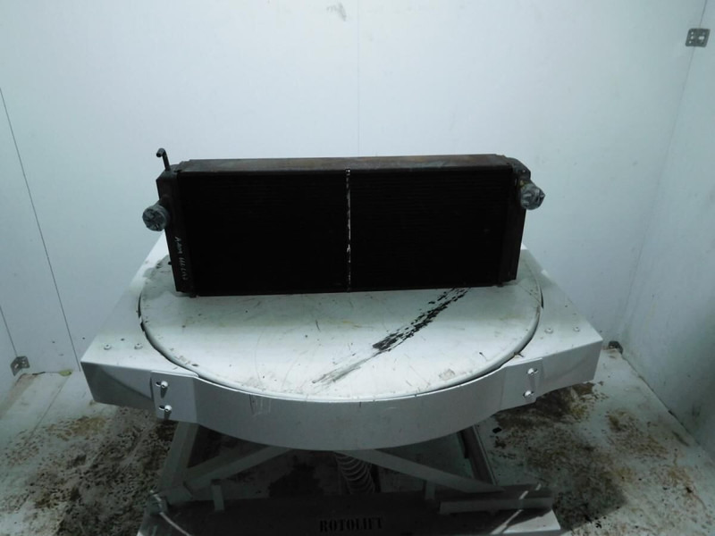 Liebherr A904 Li - Радиатор: фото 1 Liebherr A904 Li - Радиатор: фото 1