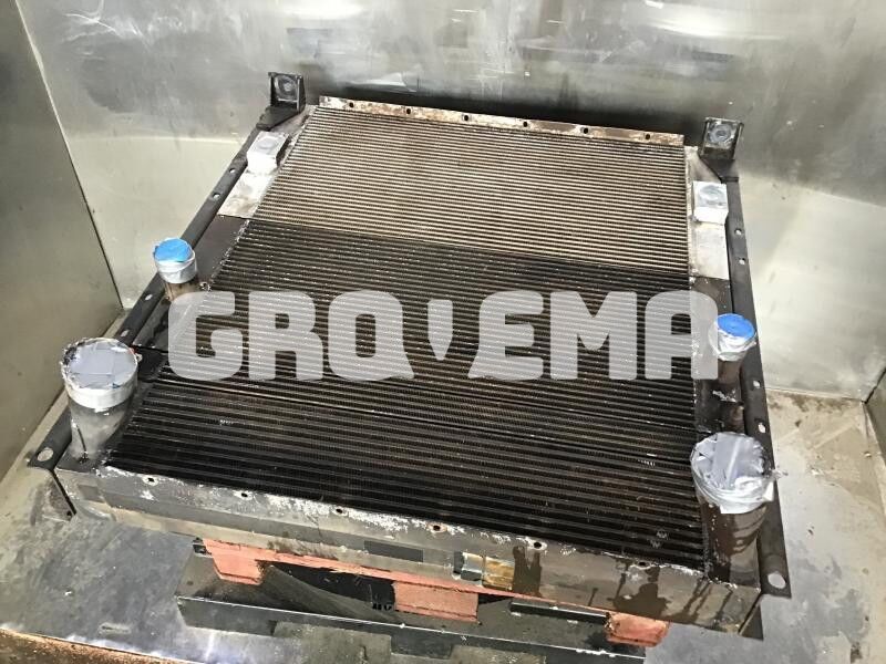 Liebherr Combined Radiator - Радиатор: фото 3 Liebherr Combined Radiator - Радиатор: фото 3