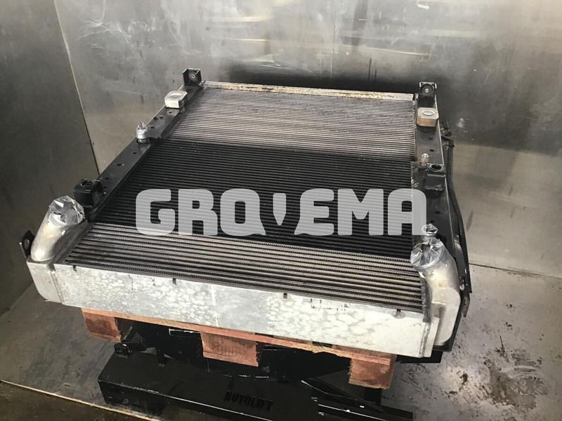 Liebherr Combined Radiator - Радиатор: фото 1 Liebherr Combined Radiator - Радиатор: фото 1