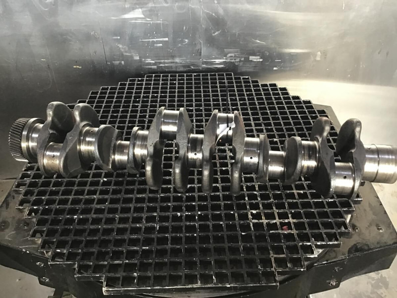 Liebherr D936 - Коленчатый вал: фото 3 Liebherr D936 - Коленчатый вал: фото 3