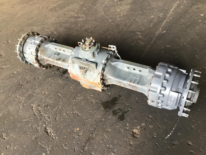 Liebherr Front Axle - Ось и запчасти: фото 1 Liebherr Front Axle - Ось и запчасти: фото 1