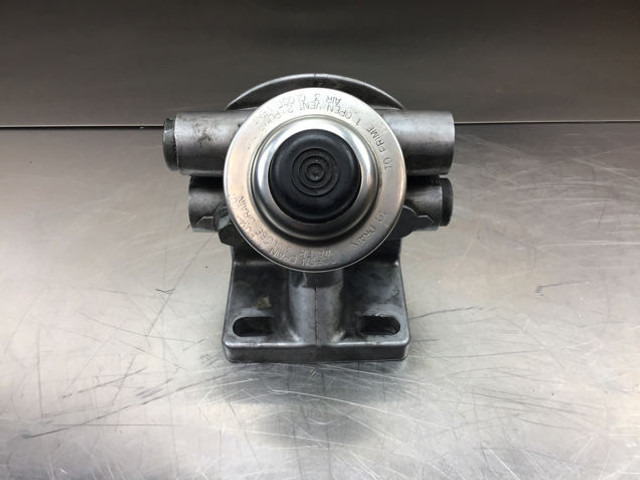 Liebherr Fuel Filter Head - Подготовка топлива: фото 1 Liebherr Fuel Filter Head - Подготовка топлива: фото 1
