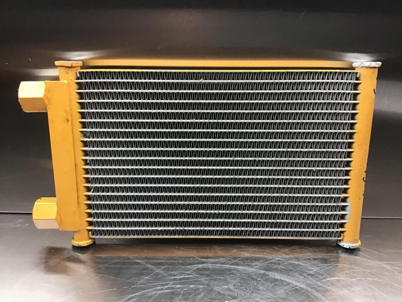 Liebherr Fuelcooler - Масляный радиатор: фото 2 Liebherr Fuelcooler - Масляный радиатор: фото 2