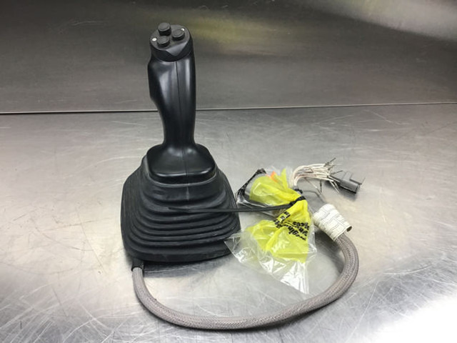 Liebherr Joystick Right - Рычаг переключения передач: фото 2 Liebherr Joystick Right - Рычаг переключения передач: фото 2