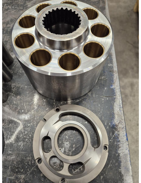 Liebherr LPVD 140/150 - Двигатель и запчасти: фото 3 Liebherr LPVD 140/150 - Двигатель и запчасти: фото 3