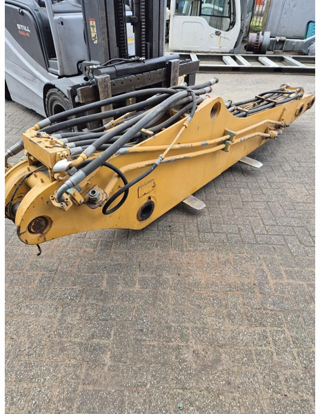 Liebherr - Кузов и экстерьер: фото 1 Liebherr - Кузов и экстерьер: фото 1