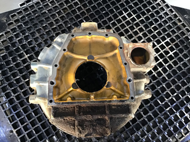 Liebherr Oil Sump - Картер: фото 4 Liebherr Oil Sump - Картер: фото 4