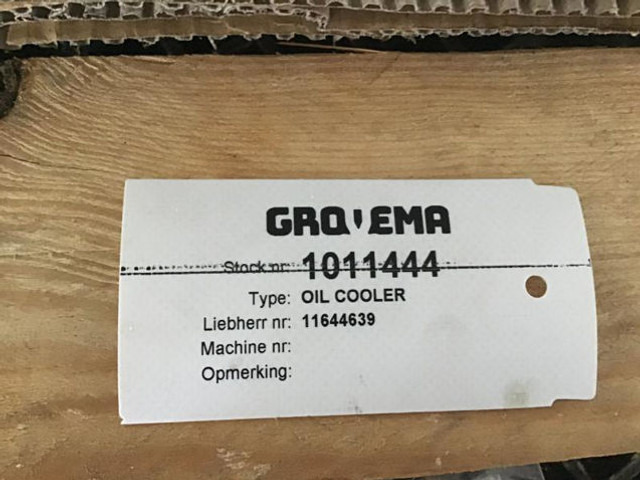 Новый Масляный радиатор Liebherr Oilcooler: фото 9