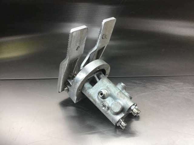 Liebherr Pilot Control Unit - Педаль: фото 5 Liebherr Pilot Control Unit - Педаль: фото 5