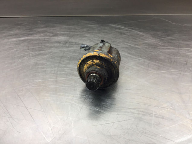 Liebherr Pressure Transmitter - Сенсор: фото 3 Liebherr Pressure Transmitter - Сенсор: фото 3
