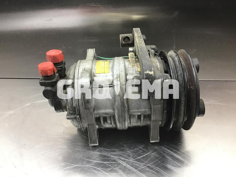 Liebherr R900 Li / A316 Li / A314 Li / A312 Li / A309 Li / A310 - Компрессор кондиционера: фото 2 Liebherr R900 Li / A316 Li / A314 Li / A312 Li / A309 Li / A310 - Компрессор кондиционера: фото 2