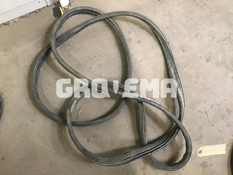 Liebherr R914HDSL / A904C Li / A904 INDUSTRIAL / A900C Li / A316 Li / A314 Li / A312 Li / A944C Li / A914C li / A934C Li / A924C Li / R90 - Кабина и интерьер: фото 2 Liebherr R914HDSL / A904C Li / A904 INDUSTRIAL / A900C Li / A316 Li / A314 Li / A312 Li / A944C Li / A914C li / A934C Li / A924C Li / R90 - Кабина и интерьер: фото 2