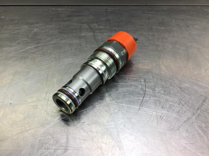 Liebherr R926 COMP / R926 K-LC / R922 Li / R922 LC / R926 LC / R922 NLC / R922 SLC / R922 XLC / R926 CL / R926 NLC / R926 SLC / R926 WLC - Клапан: фото 3 Liebherr R926 COMP / R926 K-LC / R922 Li / R922 LC / R926 LC / R922 NLC / R922 SLC / R922 XLC / R926 CL / R926 NLC / R926 SLC / R926 WLC - Клапан: фото 3