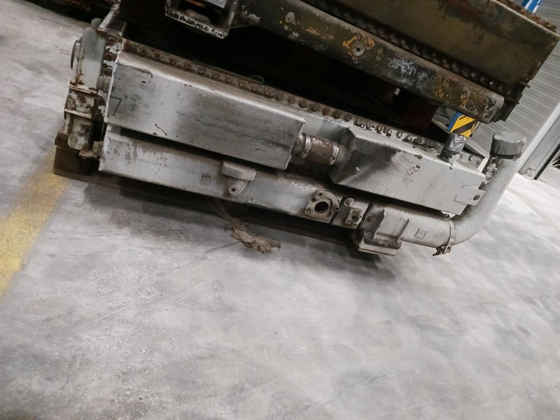 Liebherr R954B / A954 Li / A954B Li / R954 - Радиатор: фото 1 Liebherr R954B / A954 Li / A954B Li / R954 - Радиатор: фото 1