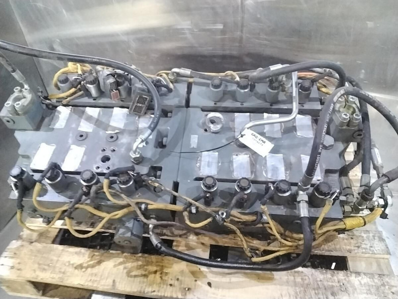 Liebherr R974 HD / R974 Li / R974B / R974B HD Litronic / R974C - Гидравлика: фото 2 Liebherr R974 HD / R974 Li / R974B / R974B HD Litronic / R974C - Гидравлика: фото 2