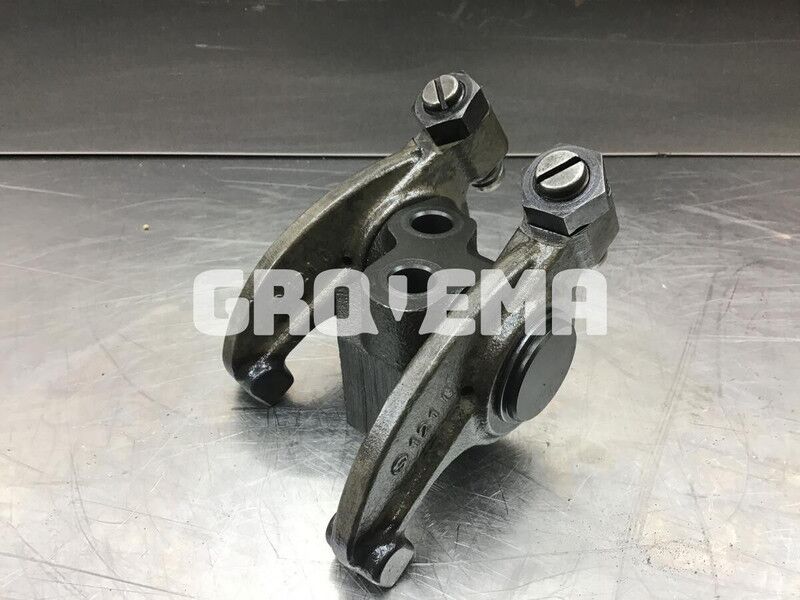 Liebherr Rocker Arm Bracket - Двигатель и запчасти: фото 1 Liebherr Rocker Arm Bracket - Двигатель и запчасти: фото 1