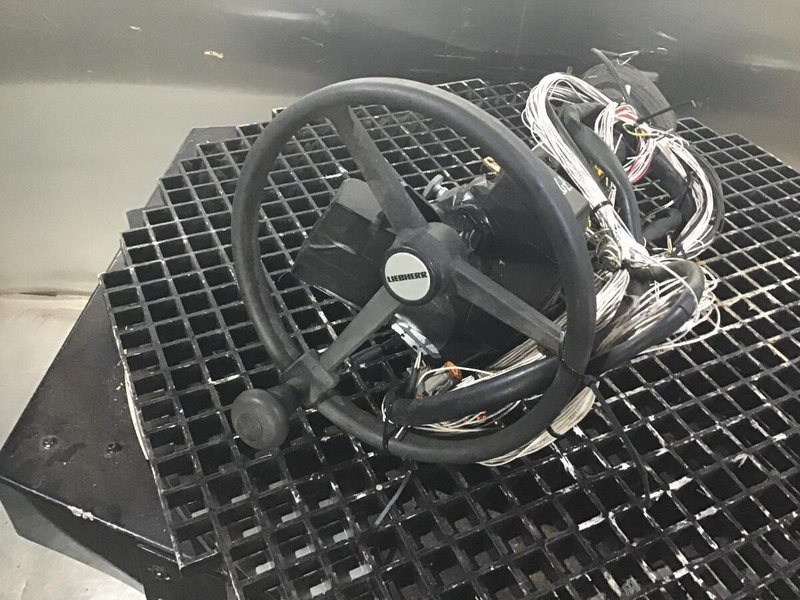 Liebherr Steering Column - Рулевая колонка: фото 3 Liebherr Steering Column - Рулевая колонка: фото 3