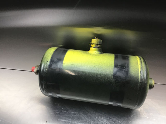 Liebherr Tank - Расширительный бачок: фото 2 Liebherr Tank - Расширительный бачок: фото 2