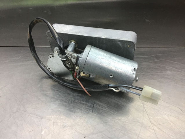 Liebherr Wiper Motor - Щетка стеклоочистителя: фото 1 Liebherr Wiper Motor - Щетка стеклоочистителя: фото 1
