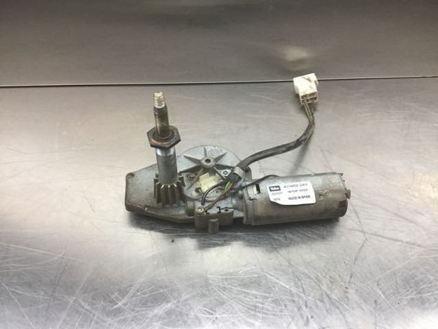 Liebherr Wiper Motor - Щетка стеклоочистителя: фото 1 Liebherr Wiper Motor - Щетка стеклоочистителя: фото 1