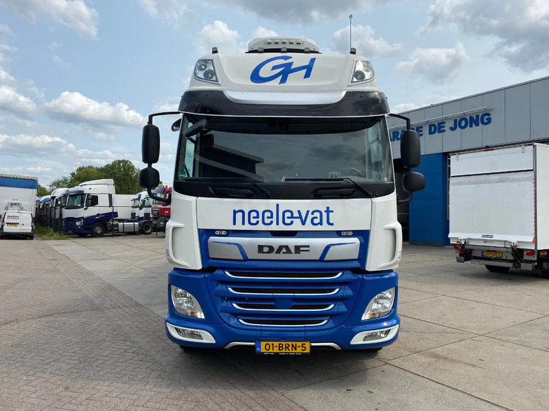 DAF CF 370 SSC / 6x2/4 / Boorden / Stand Airco - Тентованный грузовик: фото 2 DAF CF 370 SSC / 6x2/4 / Boorden / Stand Airco - Тентованный грузовик: фото 2