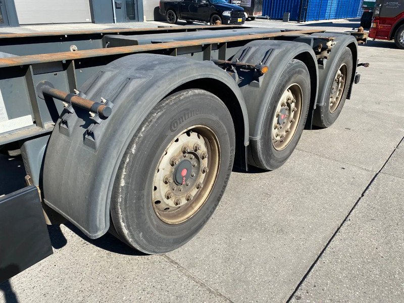 Полуприцеп-контейнеровоз/ Сменный кузов Kögel S24-2 Container Chassis / SAF + Disc / 1x Extendable / 1x Lift Axle: фото 9