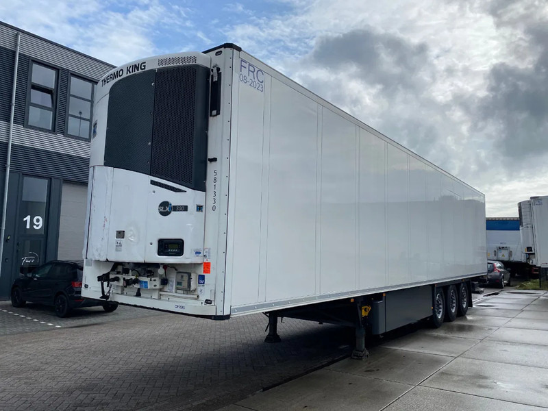 Schmitz Cargobull SCB*3SB Frigo/ Thermo King SLXi 300 / Laadklep / 3415 hours! - Полуприцеп-рефрижератор: фото 4 Schmitz Cargobull SCB*3SB Frigo/ Thermo King SLXi 300 / Laadklep / 3415 hours! - Полуприцеп-рефрижератор: фото 4