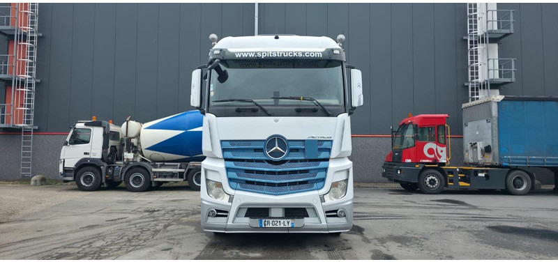 Mercedes-Benz Actros 1845 - Тягач: фото 2 Mercedes-Benz Actros 1845 - Тягач: фото 2