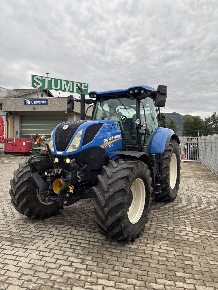 New Holland T7.190 Standard - Трактор: фото 1 New Holland T7.190 Standard - Трактор: фото 1