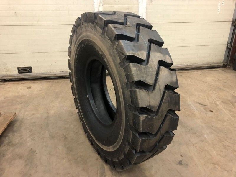 Bridgestone 14.00 R24 - Шина: фото 1 Bridgestone 14.00 R24 - Шина: фото 1