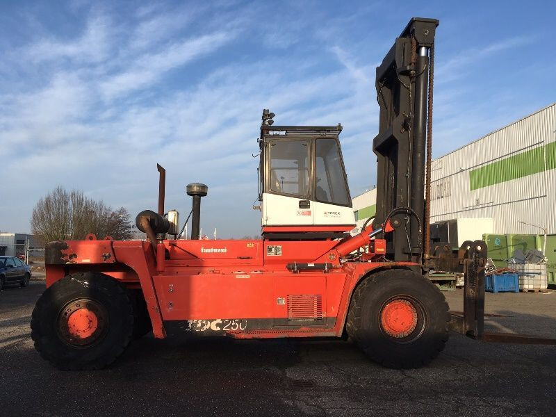 Fantuzzi FDC250 - Дизельный погрузчик: фото 2 Fantuzzi FDC250 - Дизельный погрузчик: фото 2