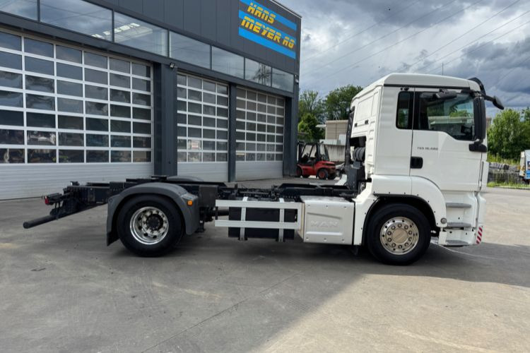 MAN TGS 18.480 - Грузовик-шасси: фото 4 MAN TGS 18.480 - Грузовик-шасси: фото 4