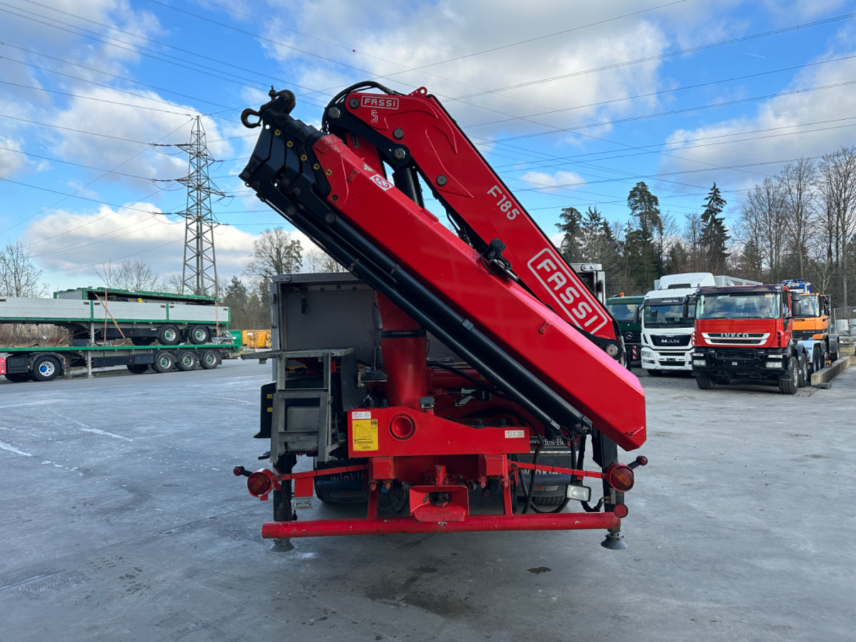 Самосвал, Автоманипулятор MERCEDES 2551 V8 6x2 Fassi 185-5 Bj.2020: фото 9
