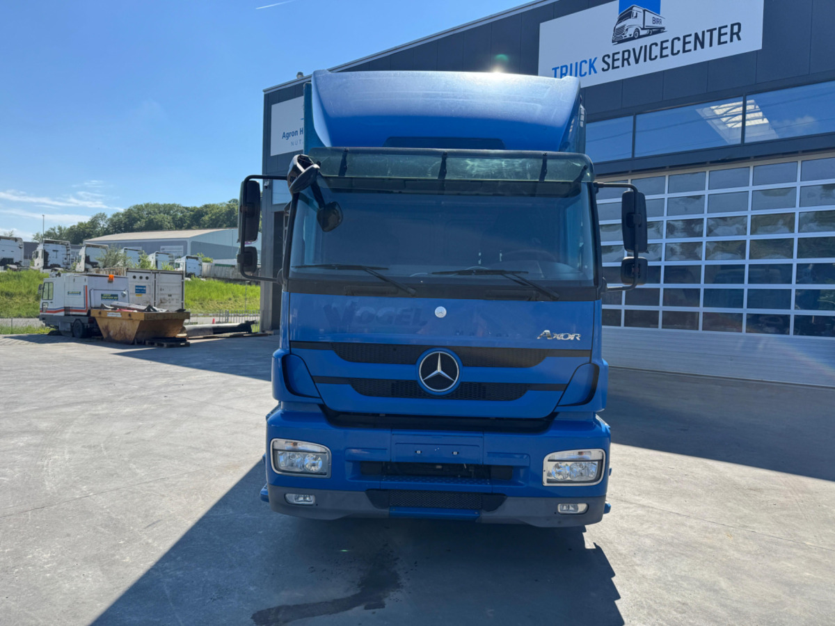 MERCEDES Axor 1833 4x2 - Тентованный грузовик: фото 2 MERCEDES Axor 1833 4x2 - Тентованный грузовик: фото 2