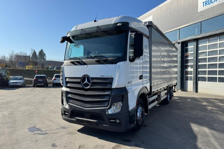 Mercedes-Benz Actros 2545 6x2 - Тентованный грузовик: фото 1 Mercedes-Benz Actros 2545 6x2 - Тентованный грузовик: фото 1