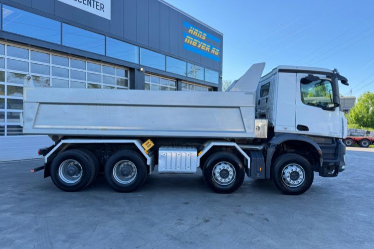 Mercedes-Benz Arocs 3248 8x4 - Самосвал: фото 5 Mercedes-Benz Arocs 3248 8x4 - Самосвал: фото 5