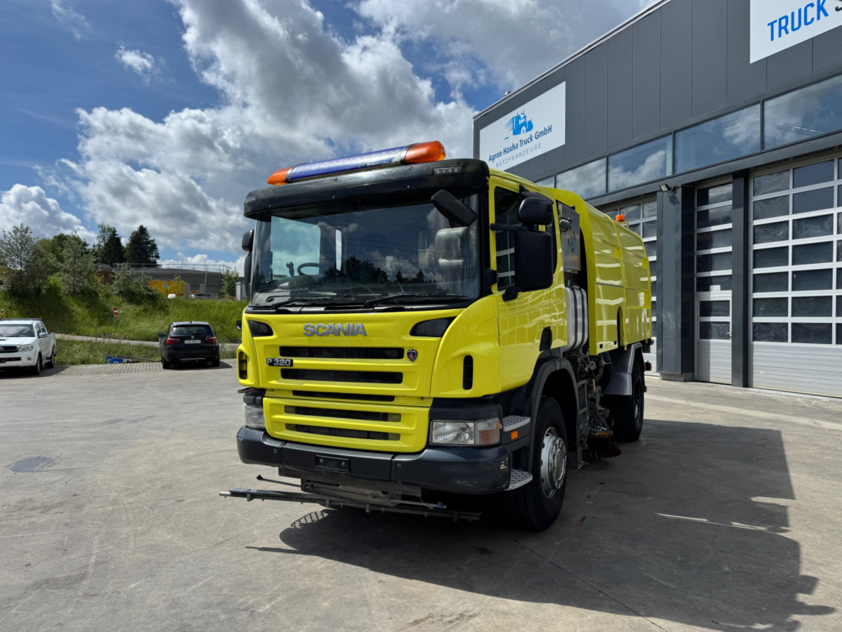 SCANIA P320 4x2 Val-Air Kehrmaschine - Подметально-уборочная машина: фото 1 SCANIA P320 4x2 Val-Air Kehrmaschine - Подметально-уборочная машина: фото 1