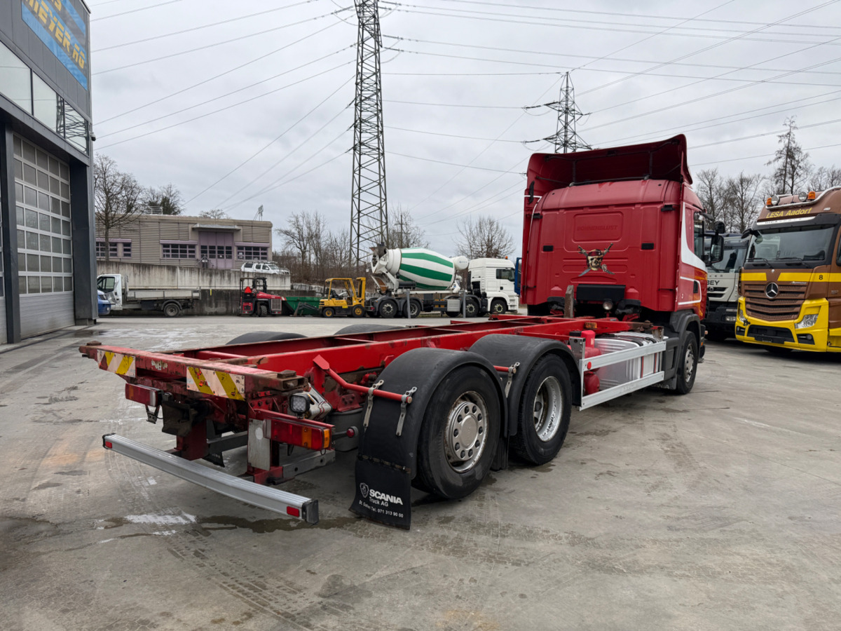 SCANIA R124 420 6x2 - Грузовик-шасси: фото 5 SCANIA R124 420 6x2 - Грузовик-шасси: фото 5