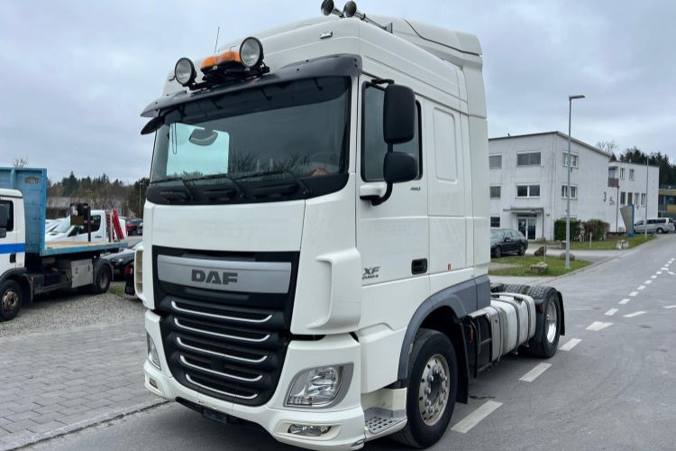 DAF XF460 (Getriebeproblem Fahrbar) - Тягач: фото 1 DAF XF460 (Getriebeproblem Fahrbar) - Тягач: фото 1