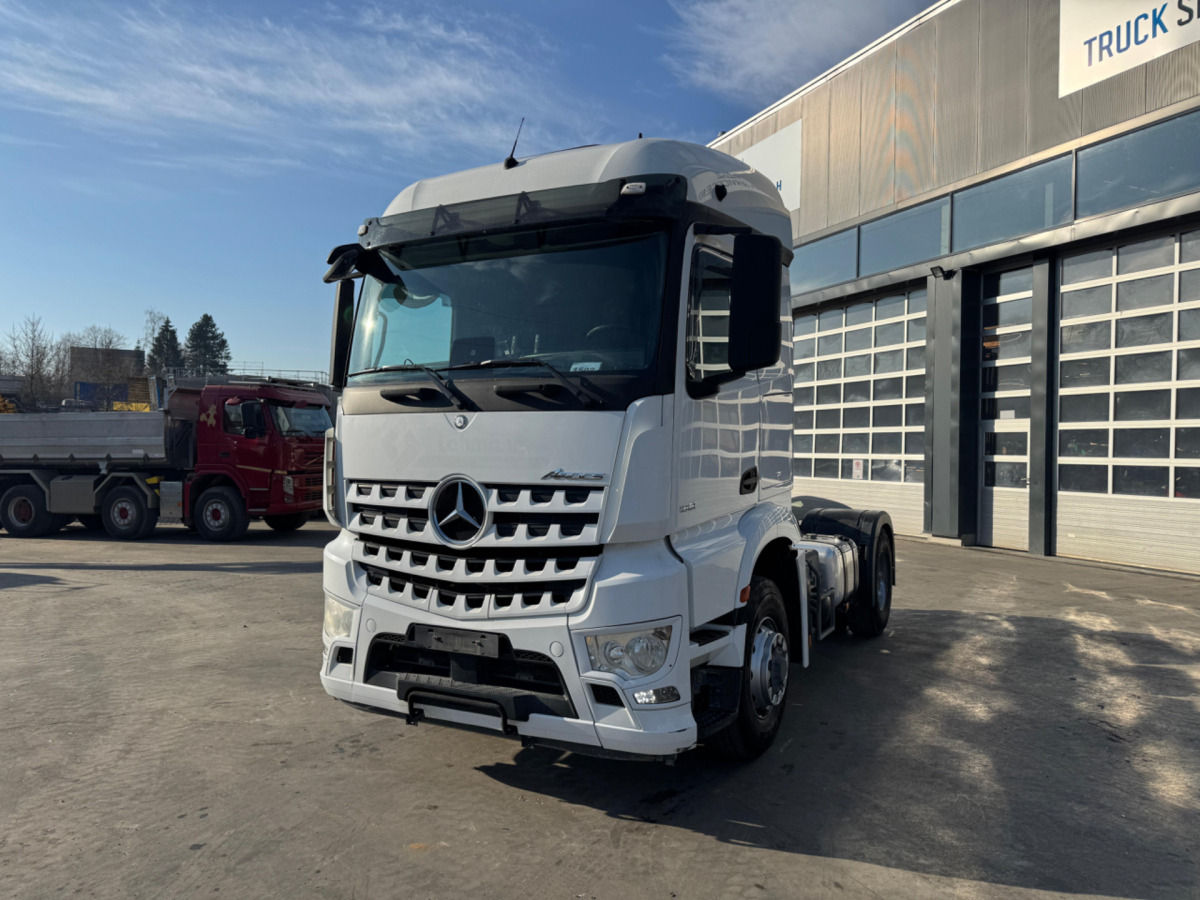 MERCEDES Arocs 1851 4x4H Kipphydraulik - Тягач: фото 1 MERCEDES Arocs 1851 4x4H Kipphydraulik - Тягач: фото 1
