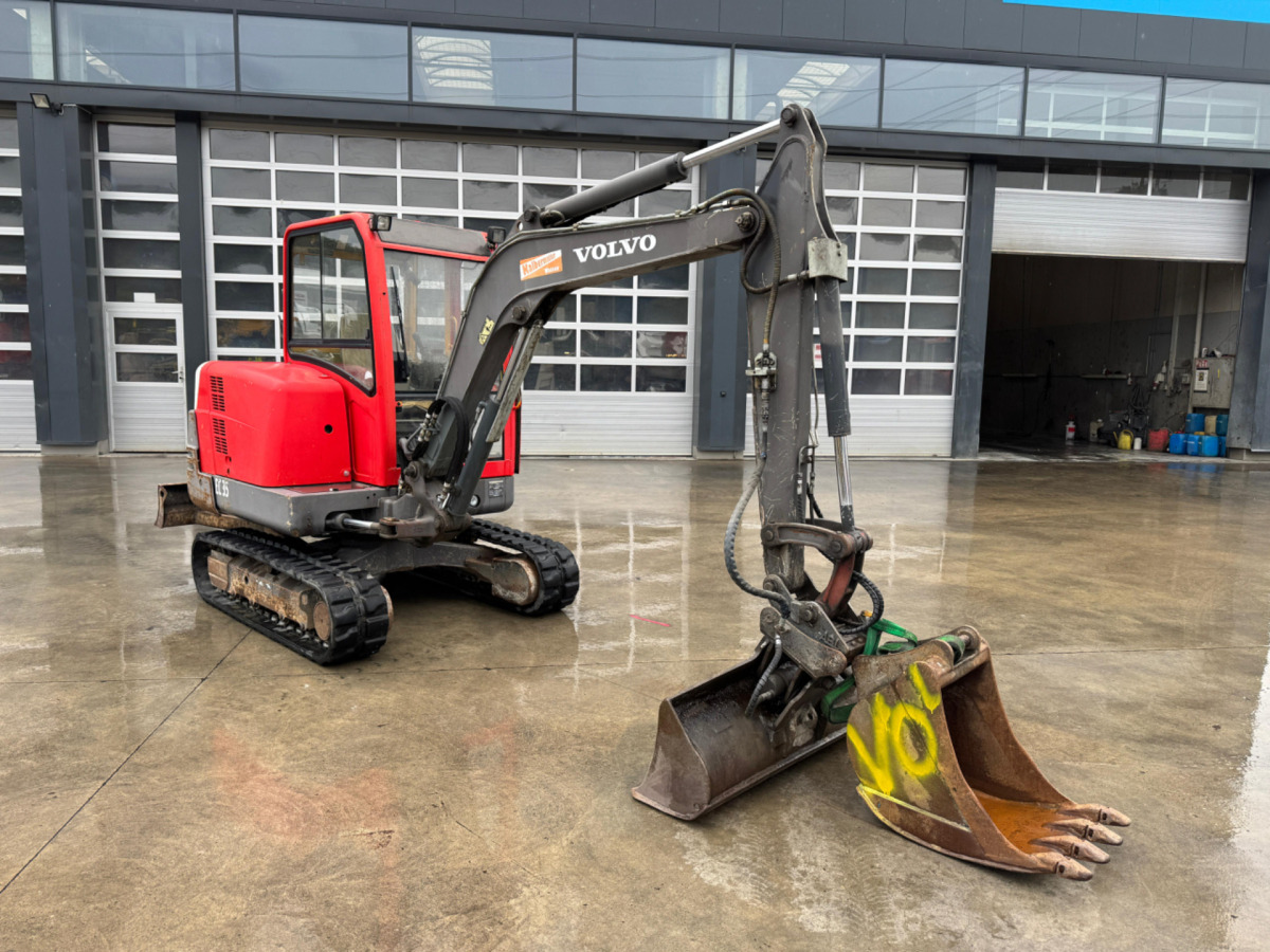 VOLVO EC35 - Гусеничный экскаватор: фото 2 VOLVO EC35 - Гусеничный экскаватор: фото 2