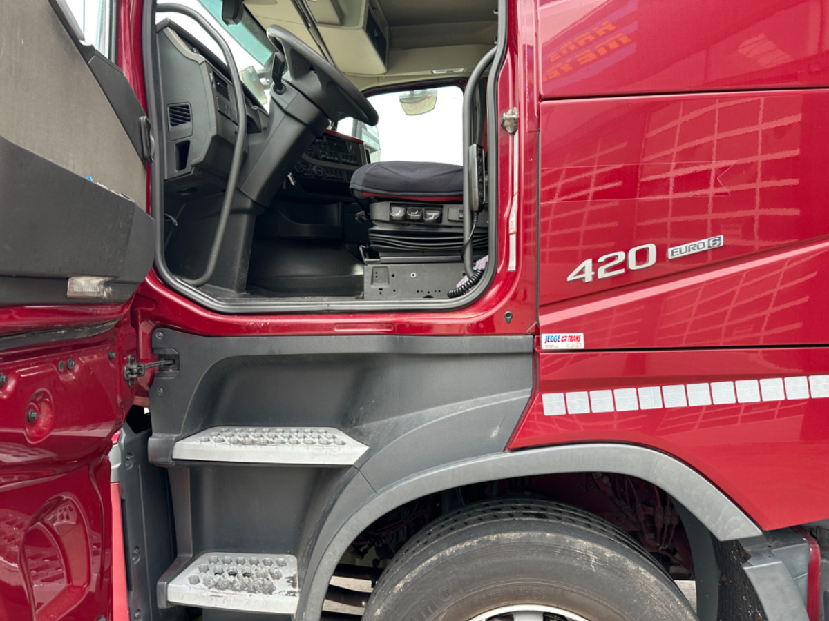 Тентованный грузовик VOLVO FH-420 4x2 LBW: фото 13