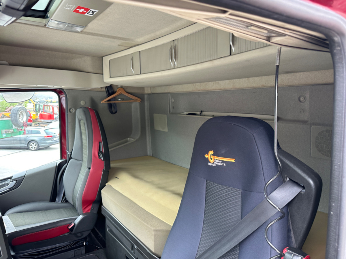 Тентованный грузовик VOLVO FH-420 4x2 LBW: фото 15