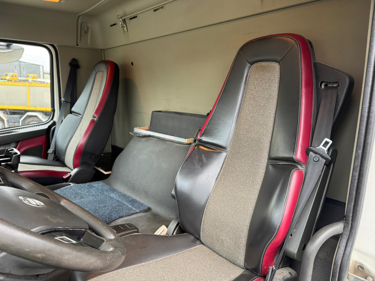 Самосвал VOLVO FMX-540 10x4 Moser 2S: фото 17