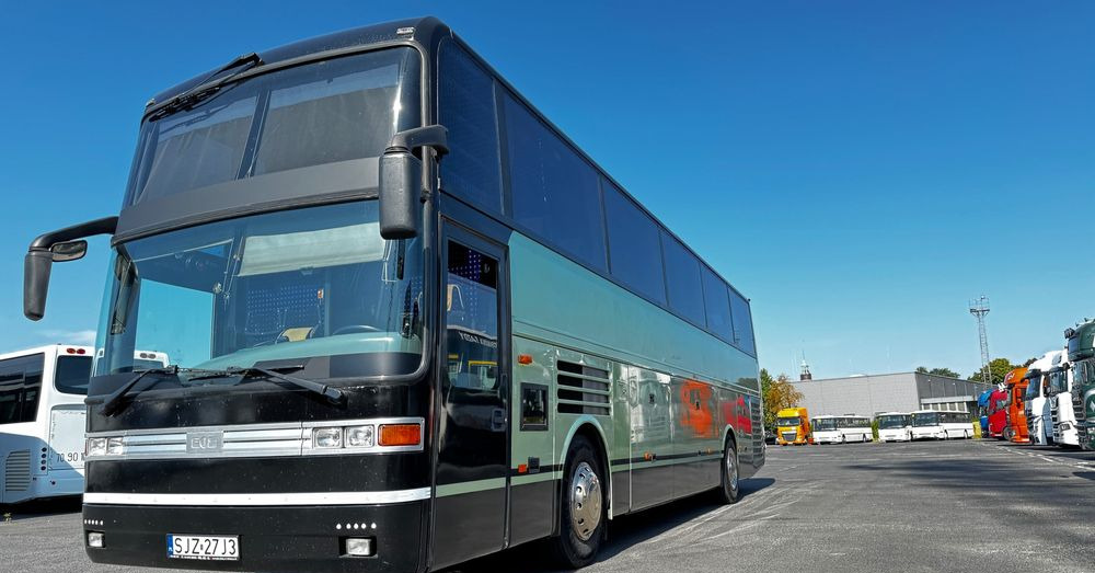 Van Hool EOS 200/ Klimatyzacja / Motor MAN / 51 miejsc / CENA 55000 zł netto - Туристический автобус: фото 1 Van Hool EOS 200/ Klimatyzacja / Motor MAN / 51 miejsc / CENA 55000 zł netto - Туристический автобус: фото 1