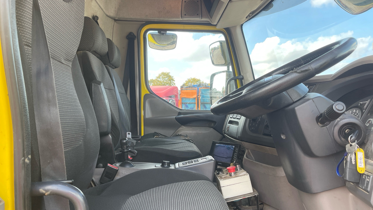 DAF LF 220 - Мусоровоз: фото 5 DAF LF 220 - Мусоровоз: фото 5